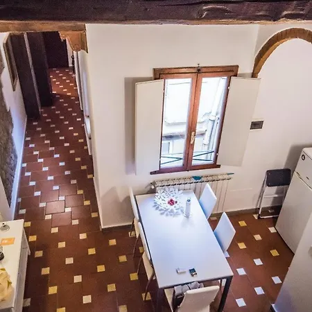 Double And Private Bath Apartament